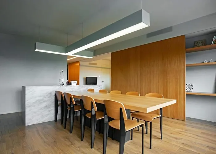 Luxury Apartment Near Fonte Luminosa